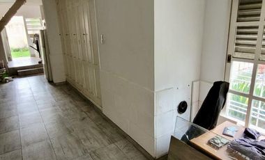 Duplex de 3 amb con jardín - Sin Expensas - Muy Bueno!!