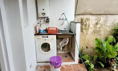 Duplex de 3 amb con jardín - Sin Expensas - Muy Bueno!!