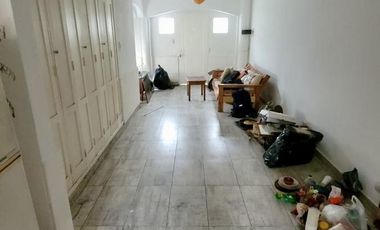 Duplex de 3 amb con jardín - Sin Expensas - Muy Bueno!!