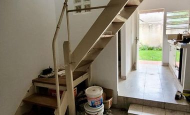 Duplex de 3 amb con jardín - Sin Expensas - Muy Bueno!!