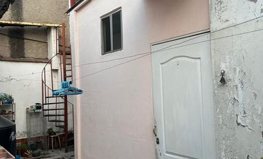 Venta de casa, bien ubicada, col. San Diego Churubusco, Coyoacán