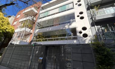 Piso de 4 ambientes en el Centro de Martínez, con parrilla propia, cochera y baulera, bajas expensas