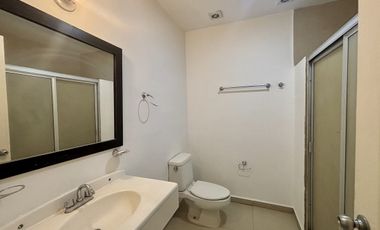 CASA EN VENTA O RENTA EN RESIDENCIAL PUERTA DE HIERRO, MTY, N.L.