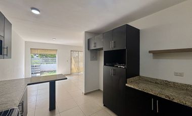 CASA EN VENTA O RENTA EN RESIDENCIAL PUERTA DE HIERRO, MTY, N.L.