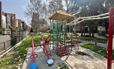 CASA EN VENTA O RENTA EN RESIDENCIAL PUERTA DE HIERRO, MTY, N.L.