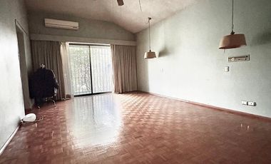 Residencia en venta con excelente ubicación, terreno y potencial