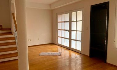 Bonita Casa en Condominio en Renta cerca Picacho-Ajusco