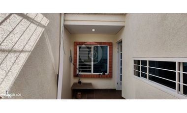 SE VENDE CASA DE 2 PISOS EN URBANIZACIÓN MONTECARLO YOPAL