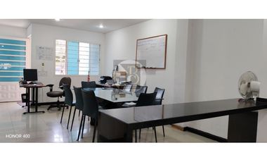 SE VENDE CASA DE 2 PISOS EN URBANIZACIÓN MONTECARLO YOPAL