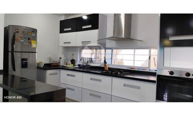 SE VENDE CASA DE 2 PISOS EN URBANIZACIÓN MONTECARLO YOPAL
