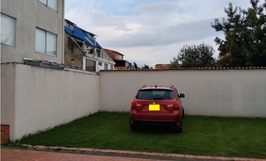 VENDO CASA 180 M2 SANTA LUCIA CHIA | 649 |