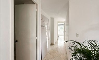 Apartamento para la venta en los balsos, piso 2