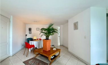 Apartamento para la venta en los balsos, piso 2