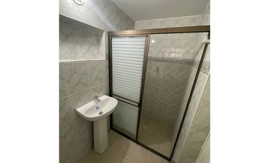 ARRIENDO CASA AMPLIA EN EL SECTOR DE MANDALAY