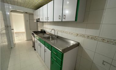 ARRIENDO CASA AMPLIA EN EL SECTOR DE MANDALAY