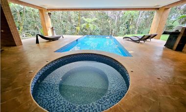 Casa campestre de lujo en Arriendo, Alto de Palmas