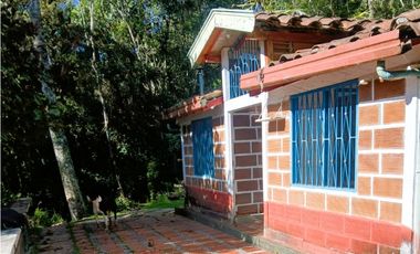 CMV-548-2 Casas campestres-Santa Elena-V.Mazo-Sector Frank