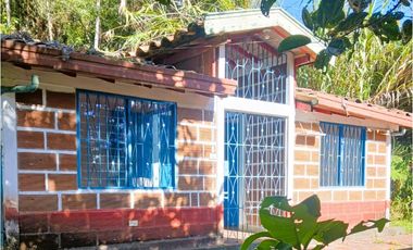 CMV-548-2 Casas campestres-Santa Elena-V.Mazo-Sector Frank