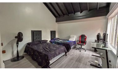 CASA INDEPENDIENTE EN EL POBLADO- LAS PALMAS- USO COMERCIAL