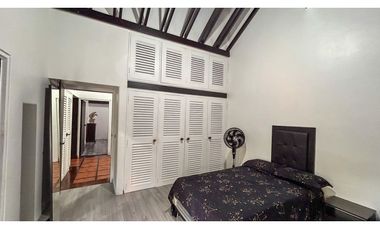 CASA INDEPENDIENTE EN EL POBLADO- LAS PALMAS- USO COMERCIAL