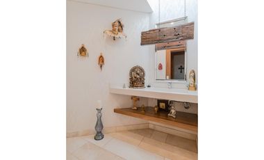 Venta De Apartamento Los Naranjos Poblado, Medellin