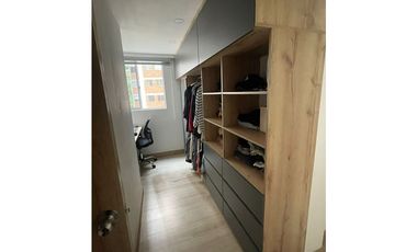 Venta De Apartamento Loma De San Jose, Sabaneta