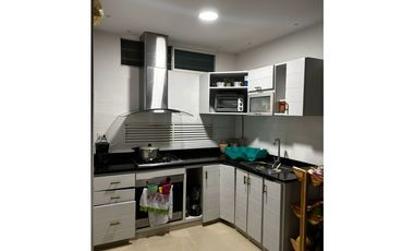 SE VENDE APARTAMENTO EN EL BARRIO LA CASTELLANA.