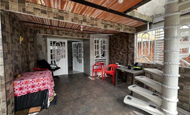 CASA EN VENTA EN CANDELARIA