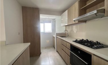 Apartamento en venta en piso 17 en Caminos de Provvidenza