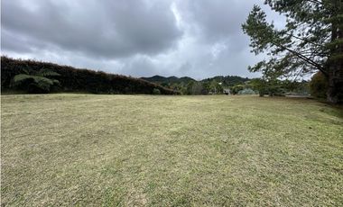 LOTE EN VENTA EN ENVIGADO SECTOR ALTO  DEL ESCOBERO