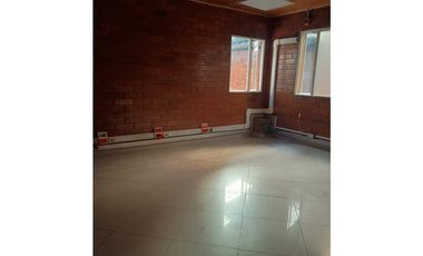 BODEGA INDUSTRIAL EN ARRIENDO, BARRIO LAS FERIAS