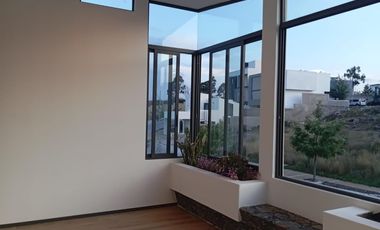 Casa en VENTA en Querétaro ¡Fraccionamiento Mallorca Residencial, Privada con alberca!