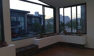Casa en VENTA en Querétaro ¡Fraccionamiento Mallorca Residencial, Privada con alberca!