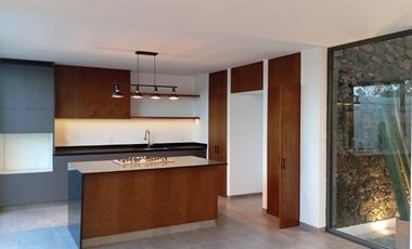 Casa en VENTA en Querétaro ¡Fraccionamiento Mallorca Residencial, Privada con alberca!