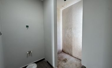 CASA EN FRENNTE A PARQUE PREVENTA EN LOMAS DEL DORADO