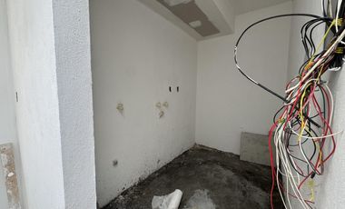 CASA EN FRENNTE A PARQUE PREVENTA EN LOMAS DEL DORADO