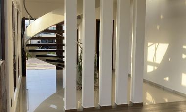 CASA CON ALBERCA EN RENTA EN PUNTA TIBURON