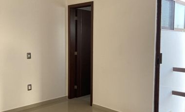 CASA CON ALBERCA EN RENTA EN PUNTA TIBURON