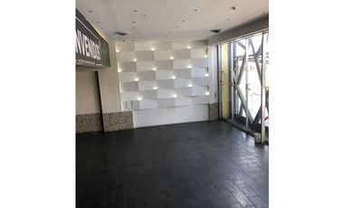 Se Alquila | Edificio Comercial - Local | Calle Uruguay