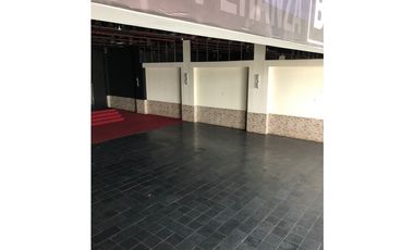 Se Alquila | Edificio Comercial - Local | Calle Uruguay