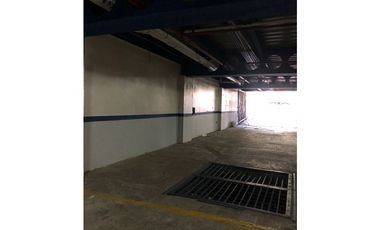 Se Alquila | Edificio Comercial - Local | Calle Uruguay