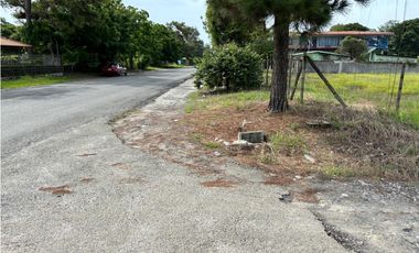 Terreno con dos casas en venta en Coronado, Nueva Gorgona