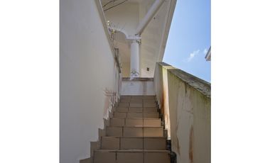 Remate de apartamento tipo townhouses Cocolí, Tucan Country Club