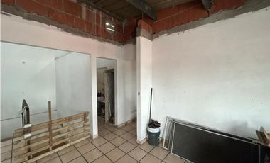 URBANIZACION SAN FERNANDO EN JUEAN DIAZ  / 1200M / GALERA CON CASA