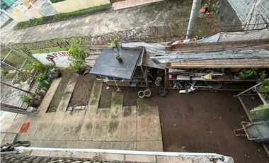URBANIZACION SAN FERNANDO EN JUEAN DIAZ  / 1200M / GALERA CON CASA
