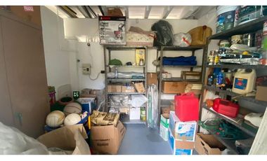 CLAYTON / ESTILO BUNGALAW / 1015M / 5 HABITACION / REFORMADA