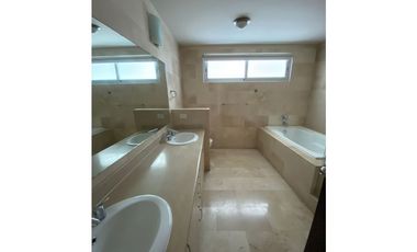 ALQUILER DE APARTAMENTO  PH MARABIERTO VISTA AL MAR AMOBLADO O LB JP