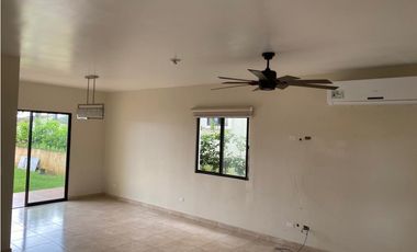 CASA EN LAS CUMBRES / PH VISTAS DEL LAGO / 340M / 2 NIVELES