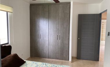 CASA EN LAS CUMBRES / PH VISTAS DEL LAGO / 340M / 2 NIVELES