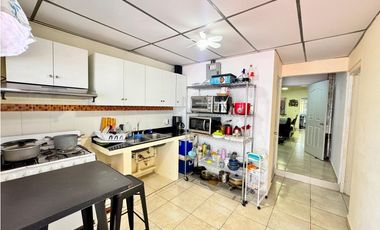 VENTA CASA BETANIA 250M2 AMOBLADA CV